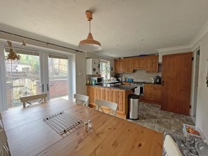 Photo 6- click for photo gallery